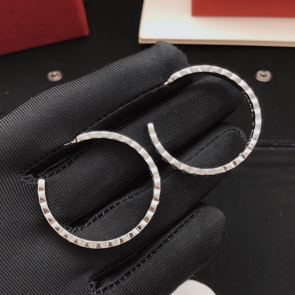 Chanel Diamond-Shape Earrings - album image 7