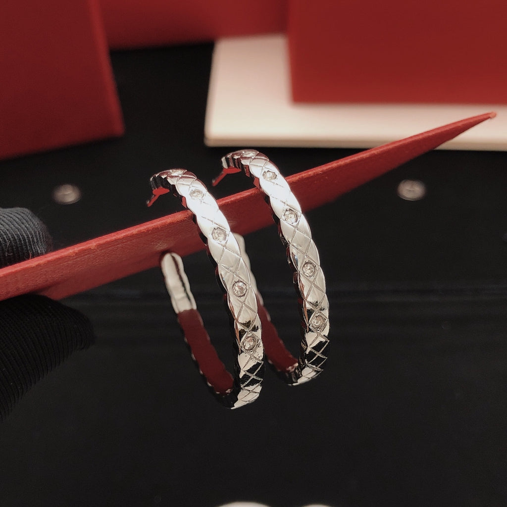 Chanel Diamond-Shape Earrings - album image 4