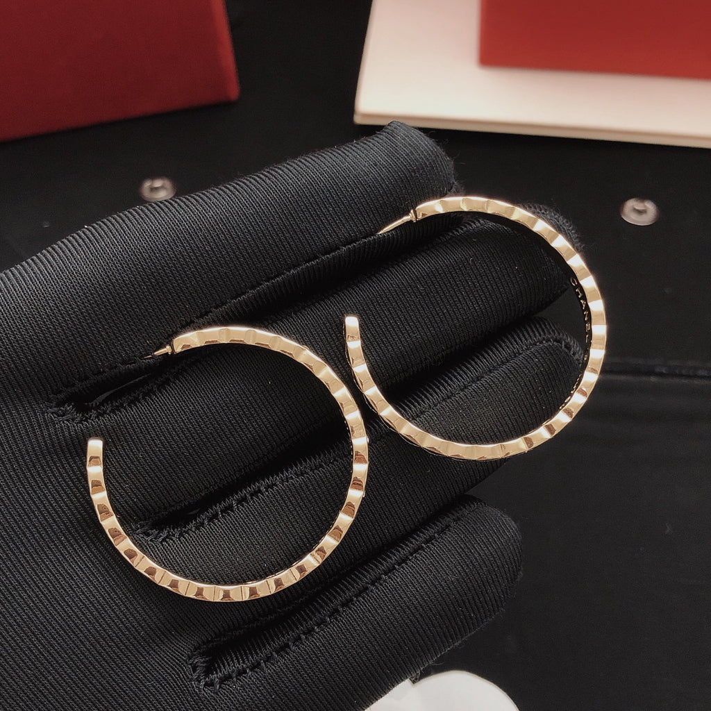 Chanel Diamond-Shape Earrings - album image 3