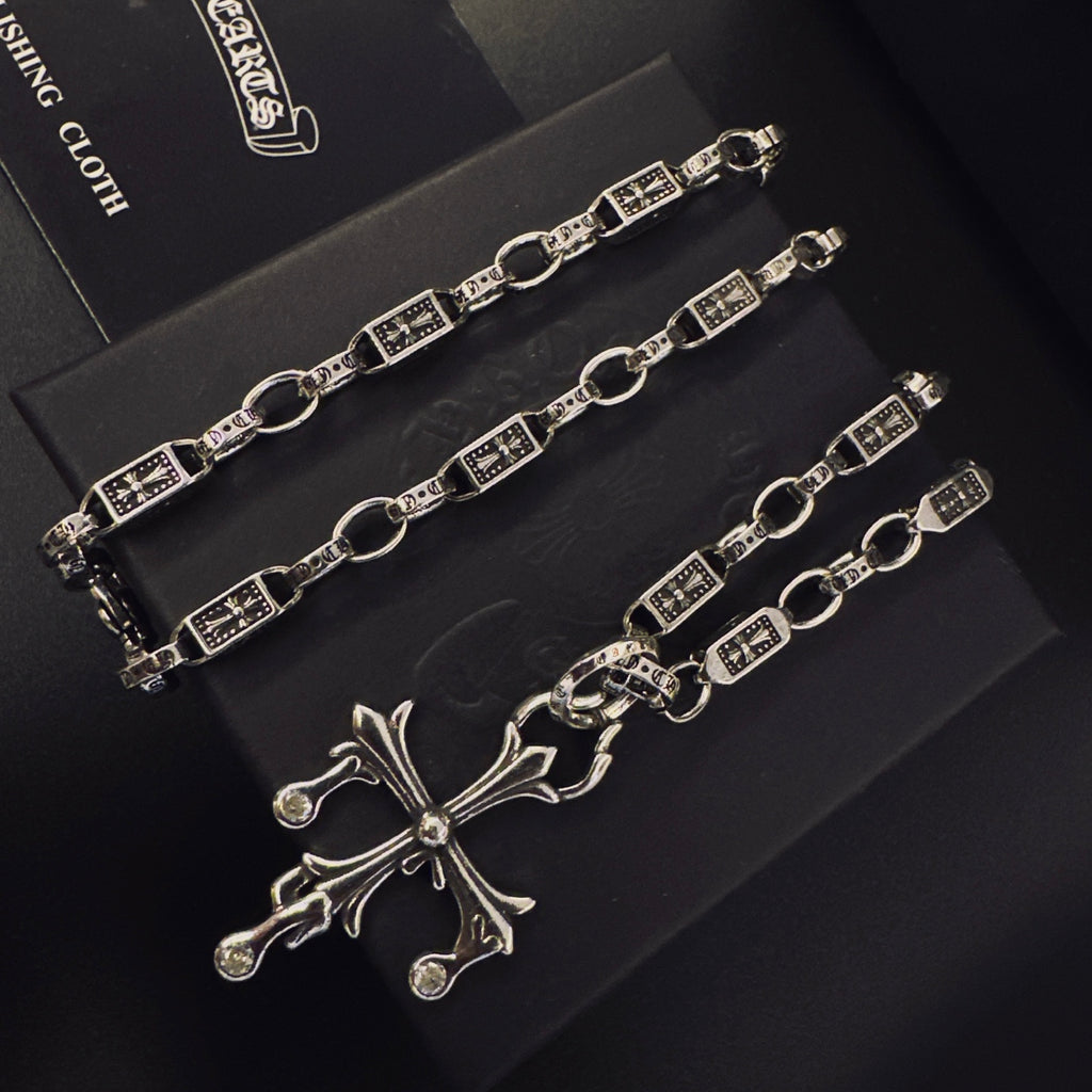 Chrome Hearts Long Pointed Cross Link Necklace - album image 3