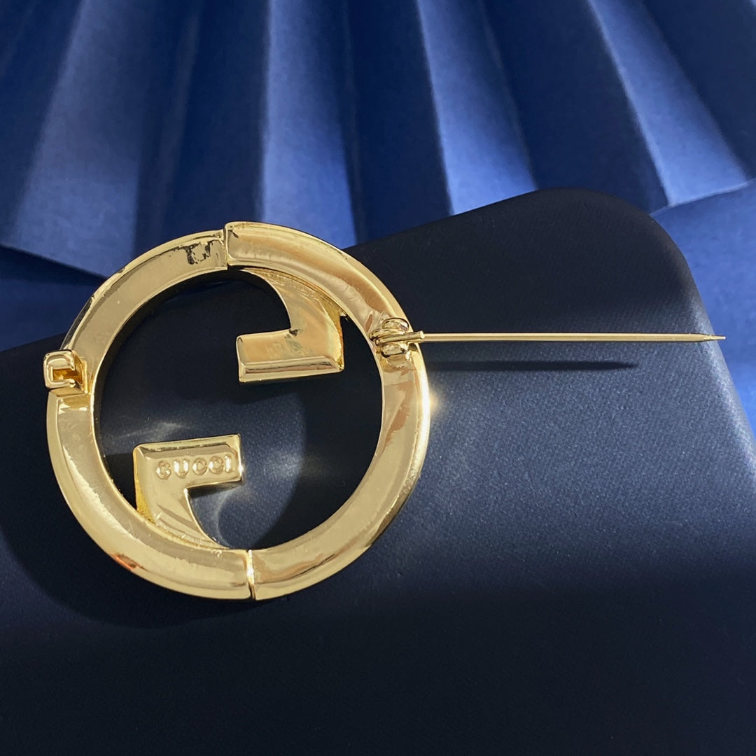 Gucci Gold-Tone Crystal Circular G Brooch - album image 2
