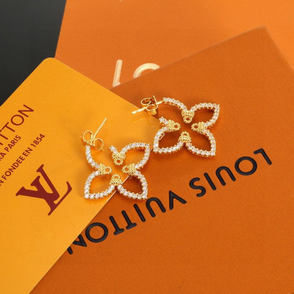 Louis Vuitton Gold-Tone Clover Stud Earrings - album image 1