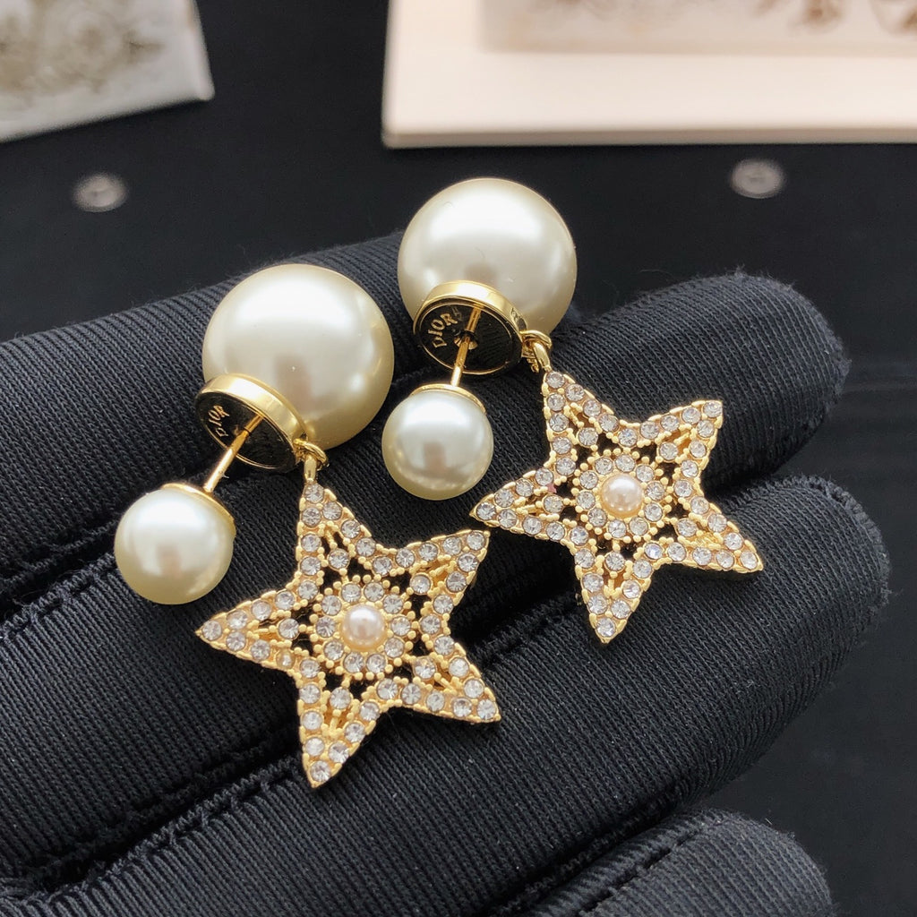 Dior Textured Star Pearl-Look Earrings - product image 1