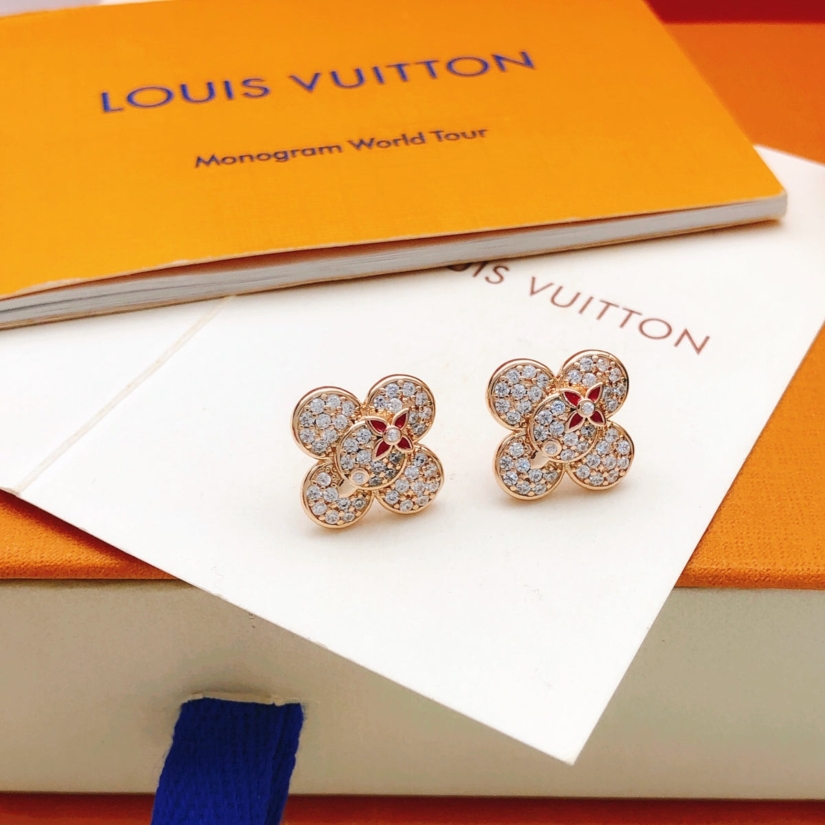 Louis Vuitton Rose Gold-Tone Gold-Tone Flower Earrings - album image 3