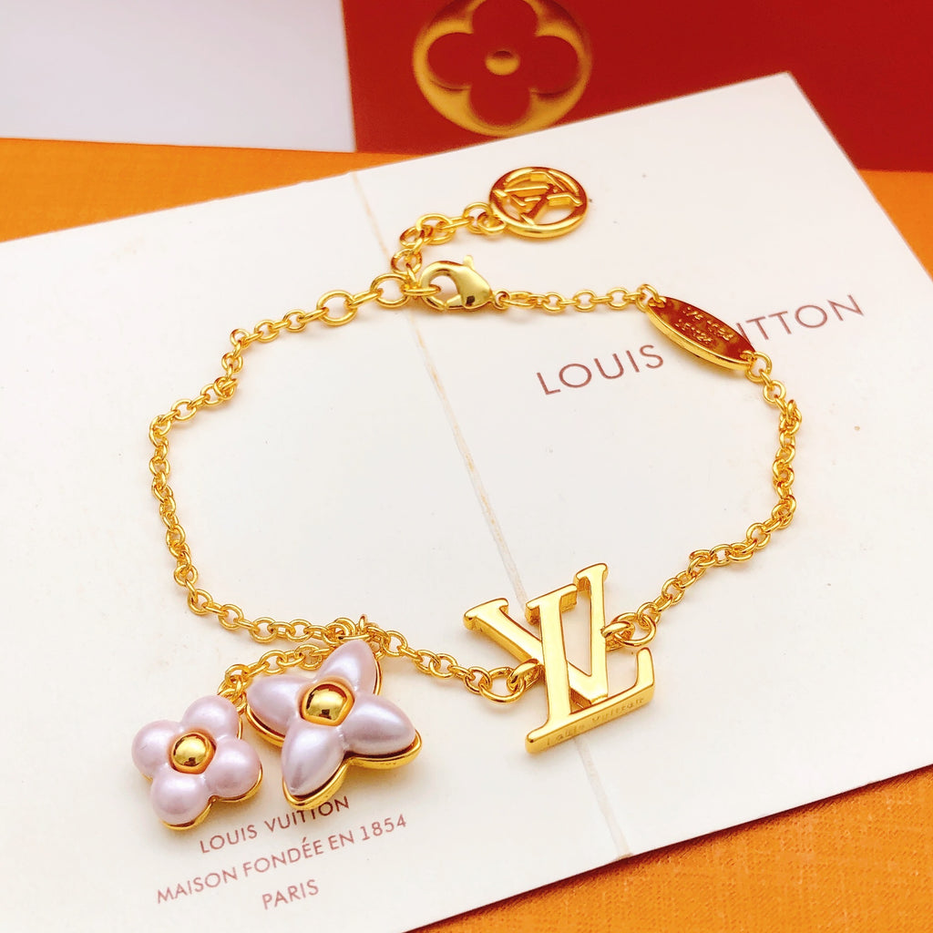 Louis Vuitton Pink Flower Bracelet - album image 4