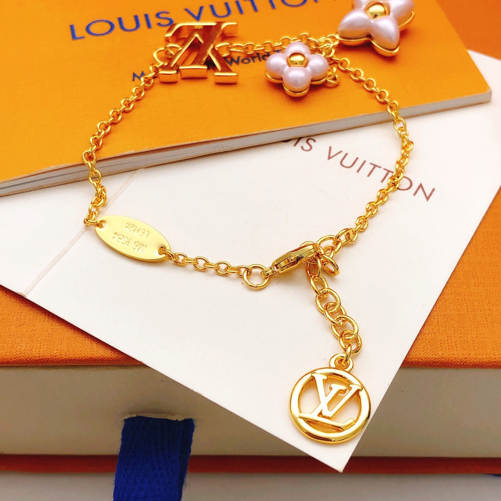 Louis Vuitton Pink Flower Bracelet - album image 3