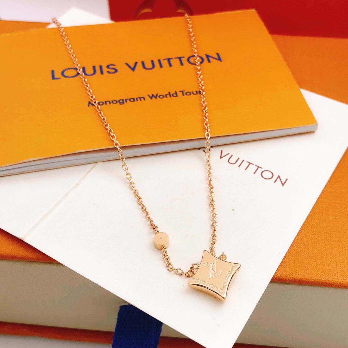 Louis Vuitton Rose Gold-Tone Gold-Tone White Mother-of-Pearl Necklace - album image 4