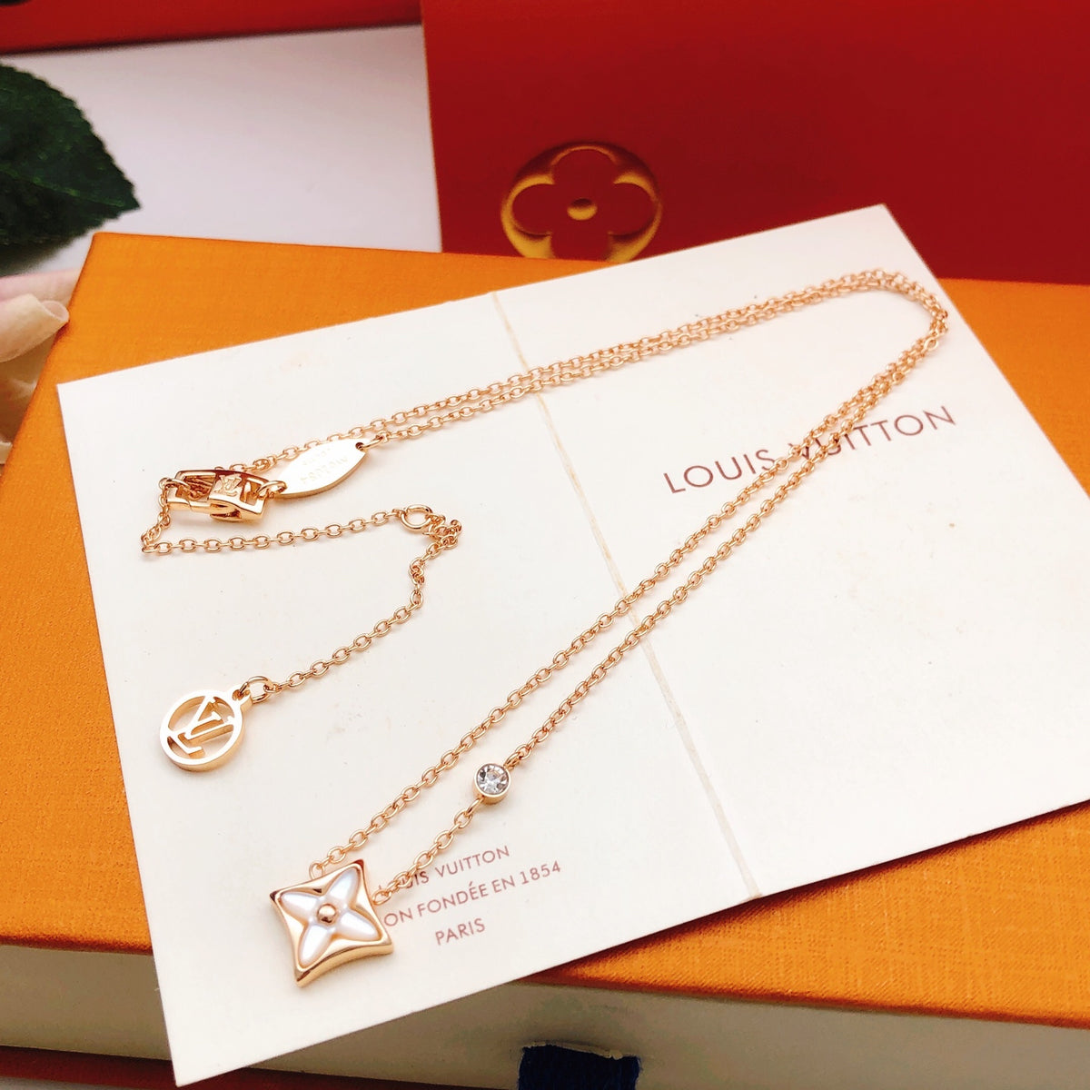 Louis Vuitton Rose Gold-Tone Gold-Tone White Mother-of-Pearl Necklace - album image 6
