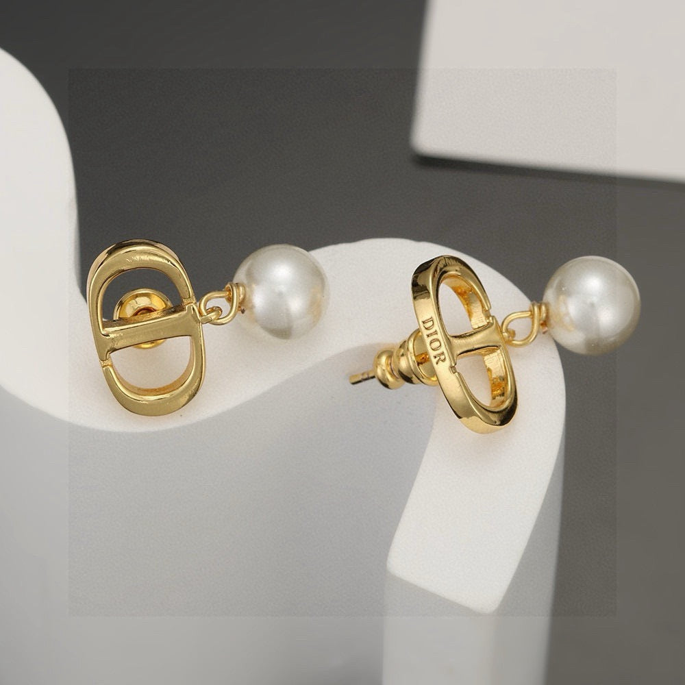 Dior Diagonal CD Pearl-Look Earrings - product image 13