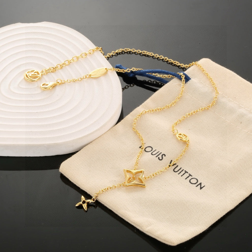 Louis Vuitton Iconic Clover Flower Monogram Necklace - album image 8