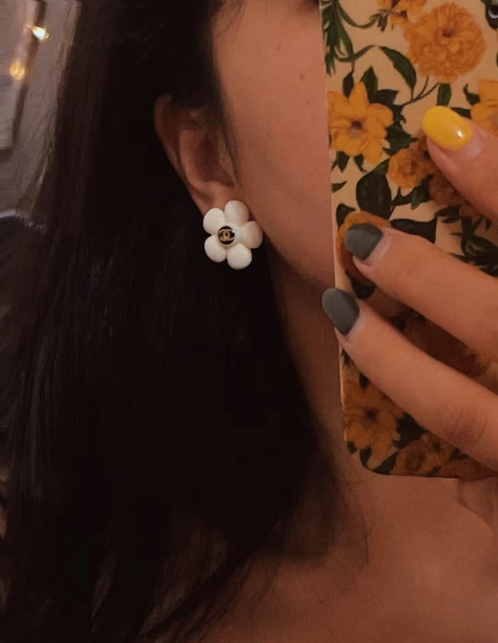 Chanel Camellia White Earrings - album image 4