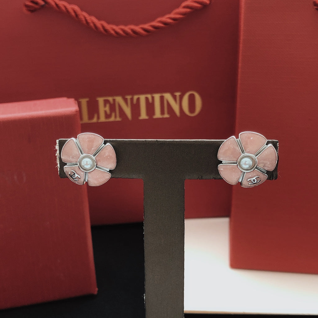 Chanel Camellia Pink Flower Earrings - album image 9