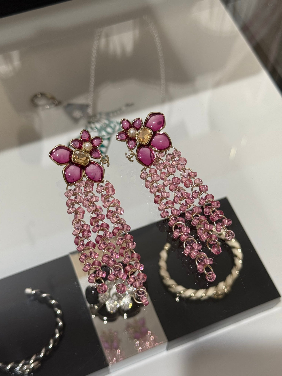 Chanel Interlocking C Resin Gold-Tone Pink Pearl Earrings - album image 2