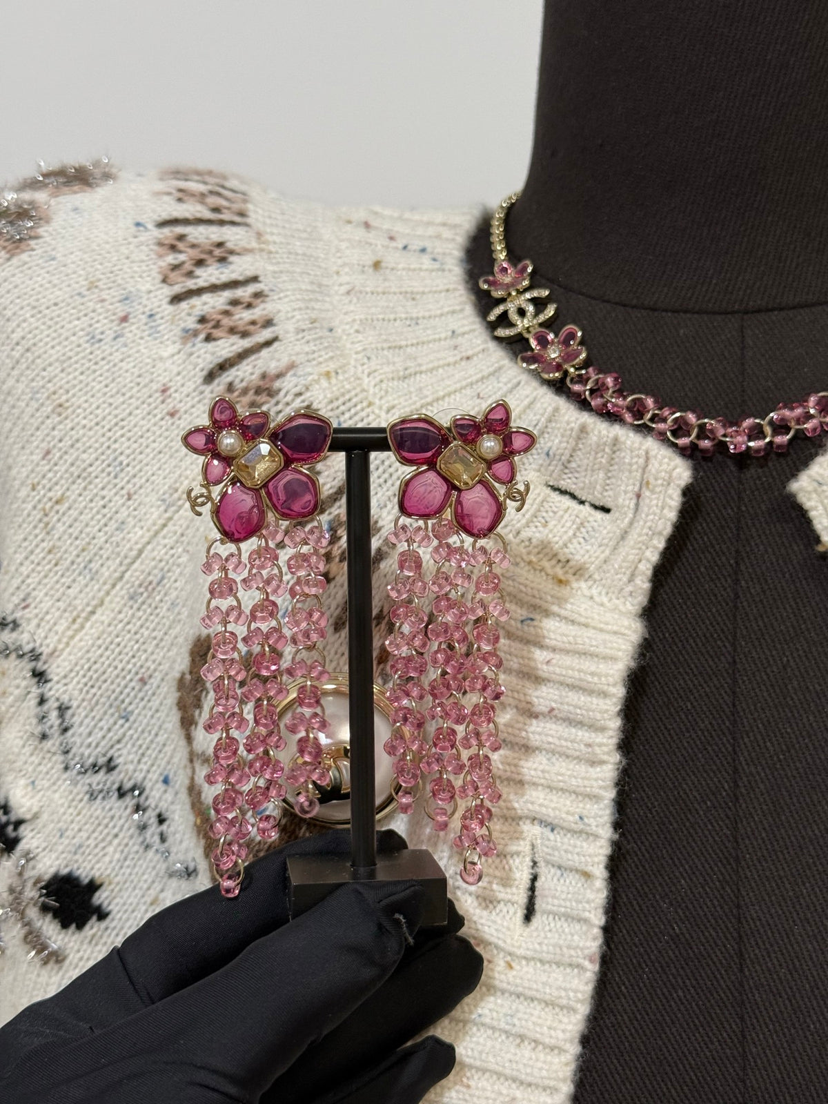 Chanel Interlocking C Resin Gold-Tone Pink Pearl Earrings - album image 5