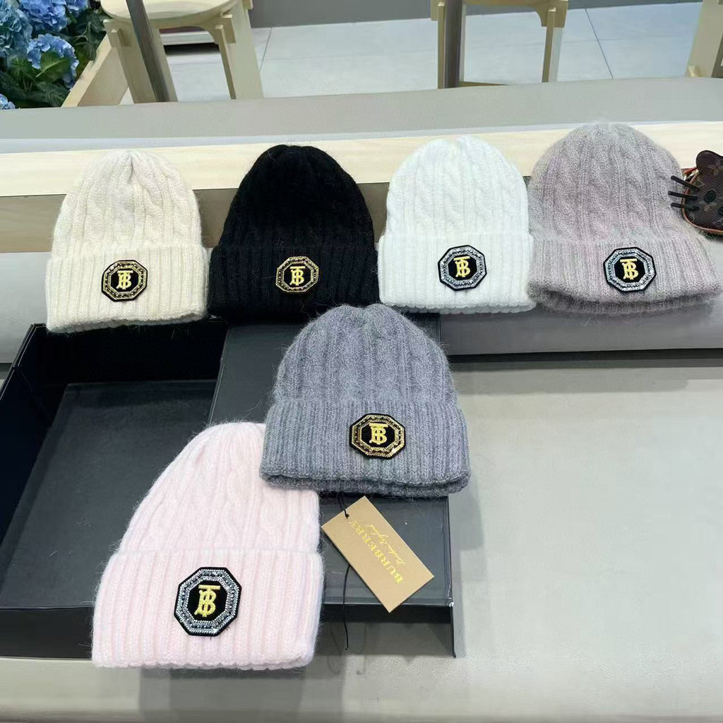 Burberry Cable Knit Patch Beanie - image 5