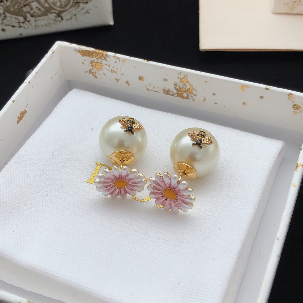Dior Pink Daisy Pearl-Look Earrings - product image 7