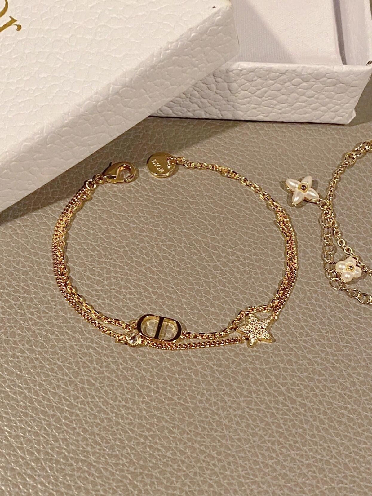 Louis Vuitton White Flower Bracelet - album image 2
