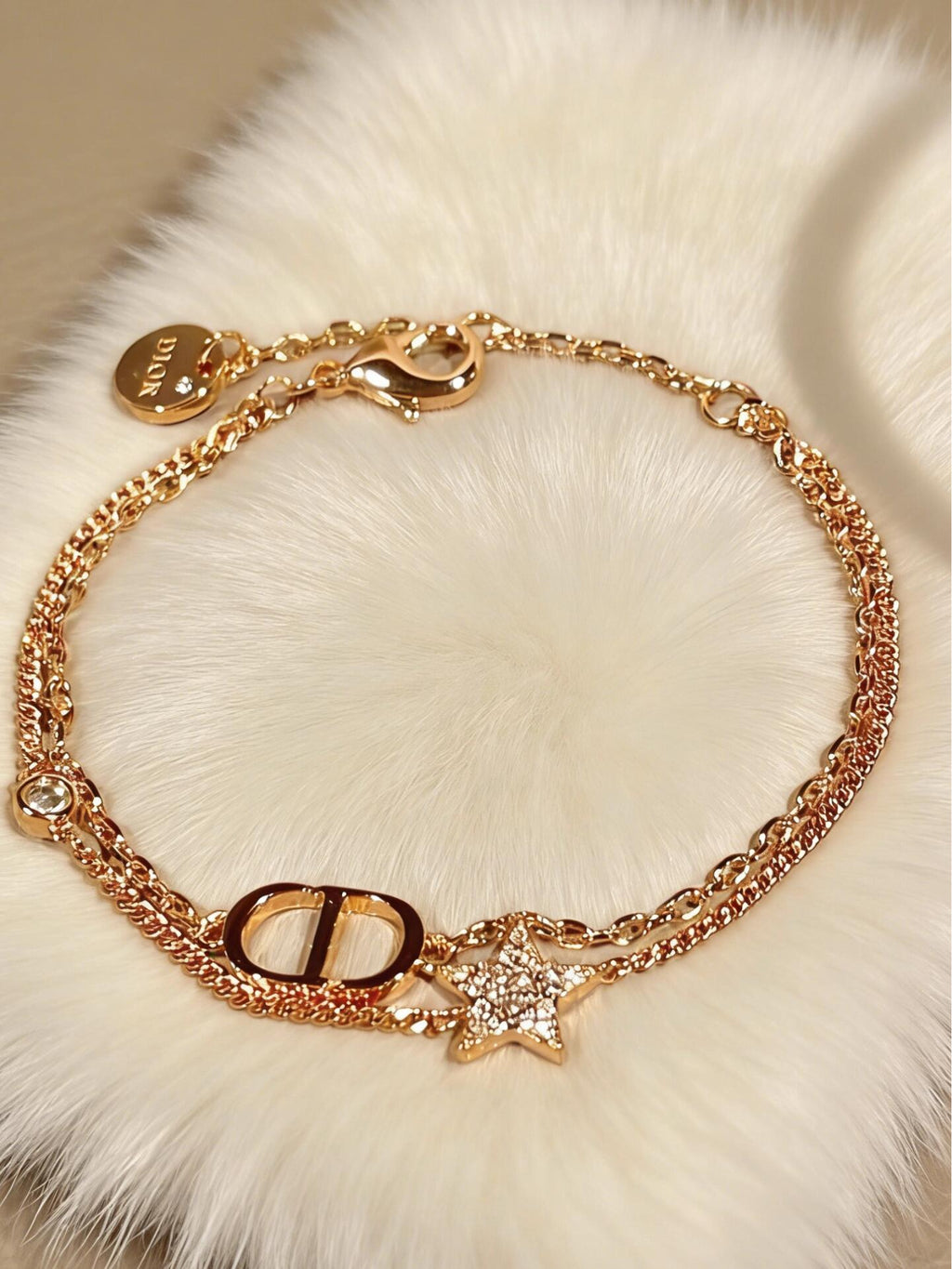 Louis Vuitton White Flower Bracelet - album image 4