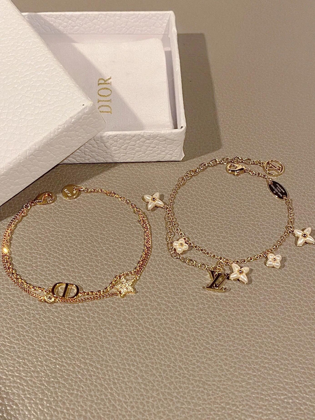 Louis Vuitton White Flower Bracelet - album image 1