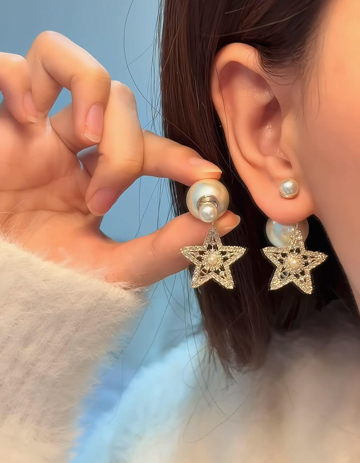 Dior Textured Star Pearl-Look Earrings - product image 11