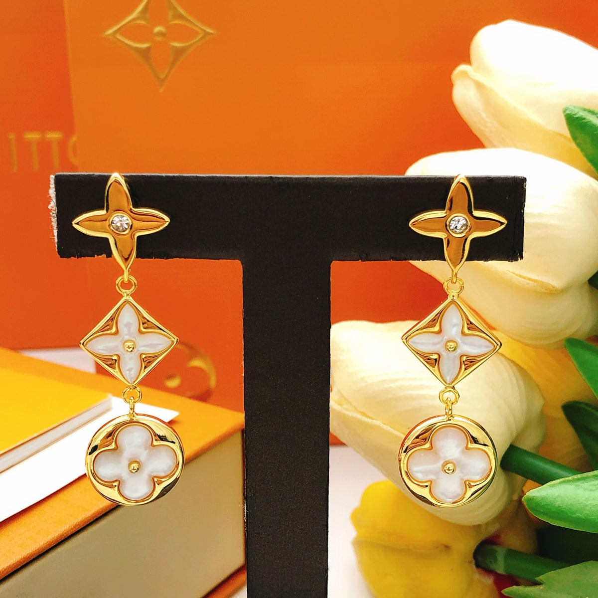 Louis Vuitton White Mother-of-Pearl Tassel Earrings - album image 6