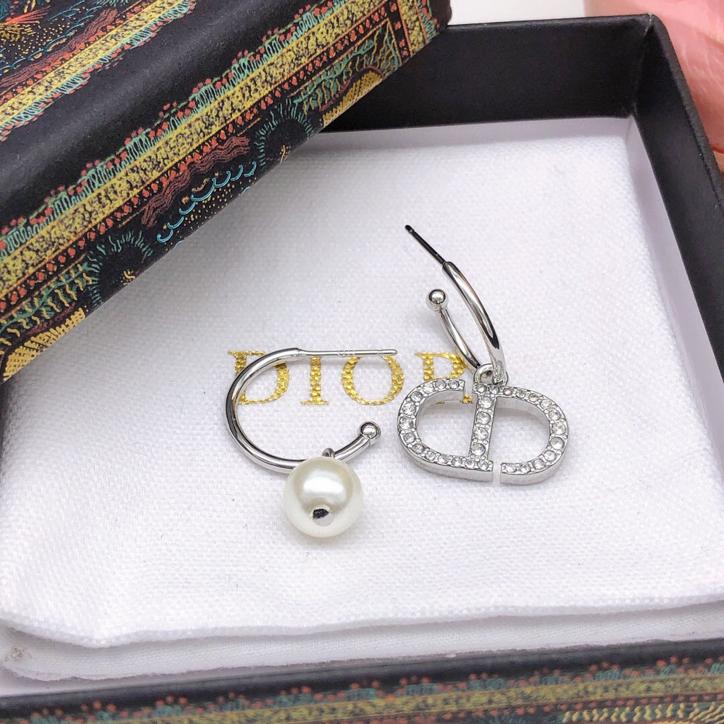 Dior Silver-Tone Star Pearl-Look Earrings - product image 4