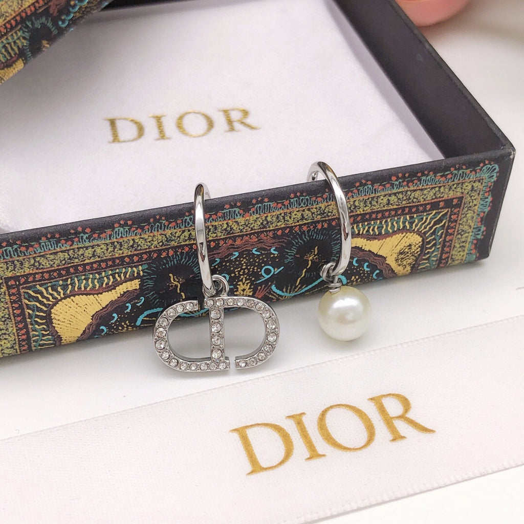 Dior Silver-Tone Star Pearl-Look Earrings - product image 6