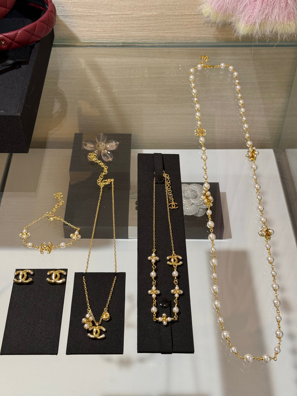 Chanel Interlocking C Gold-Tone Pearl Necklace - album image 8