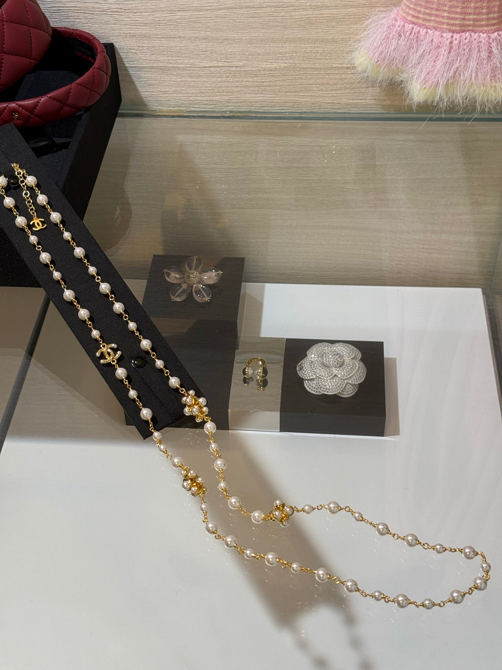 Chanel Interlocking C Gold-Tone Pearl Necklace - album image 4