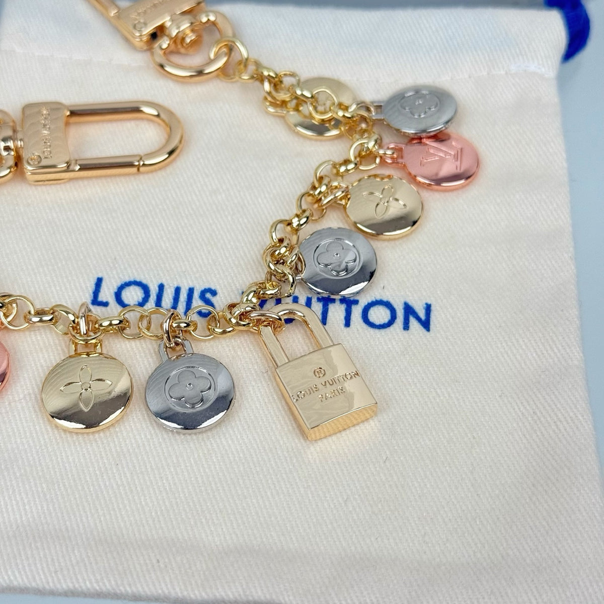 Louis Vuitton Spring Street Flower Monogram LV Letter Keychain - album image 6