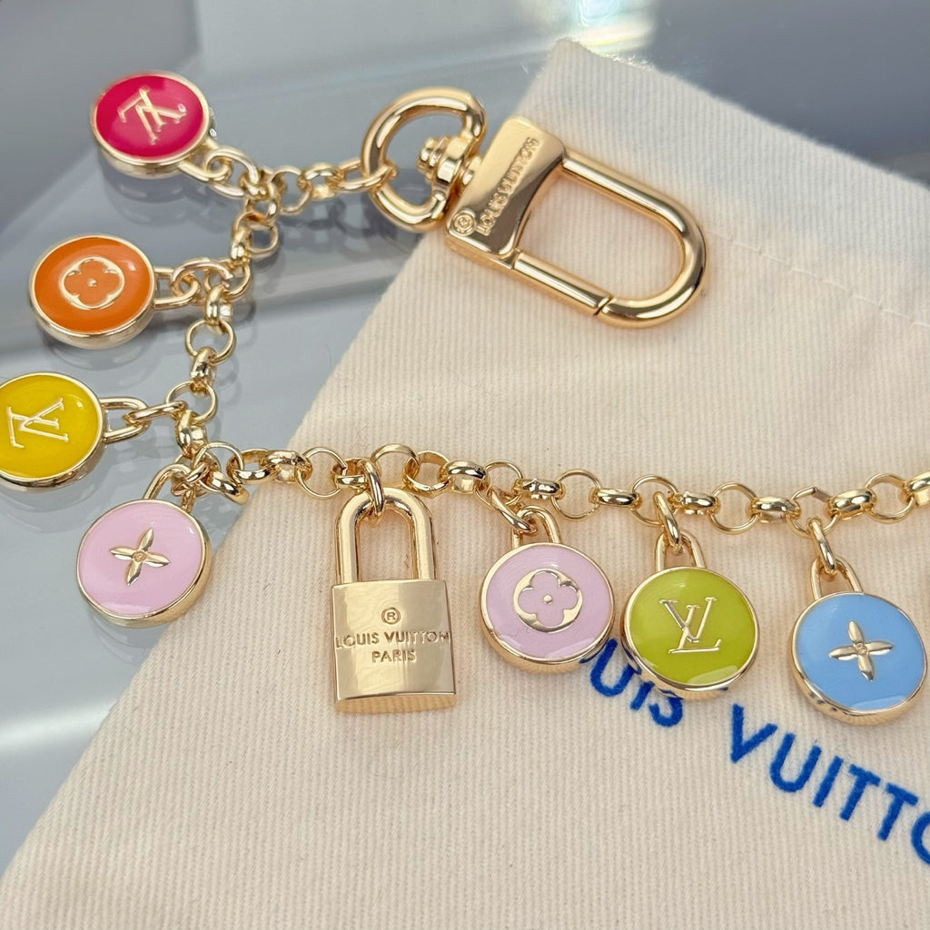 Louis Vuitton Spring Street Flower Monogram LV Letter Keychain - album image 6