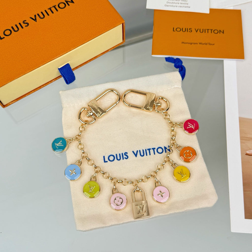 Louis Vuitton Spring Street Flower Monogram LV Letter Keychain - album image 3