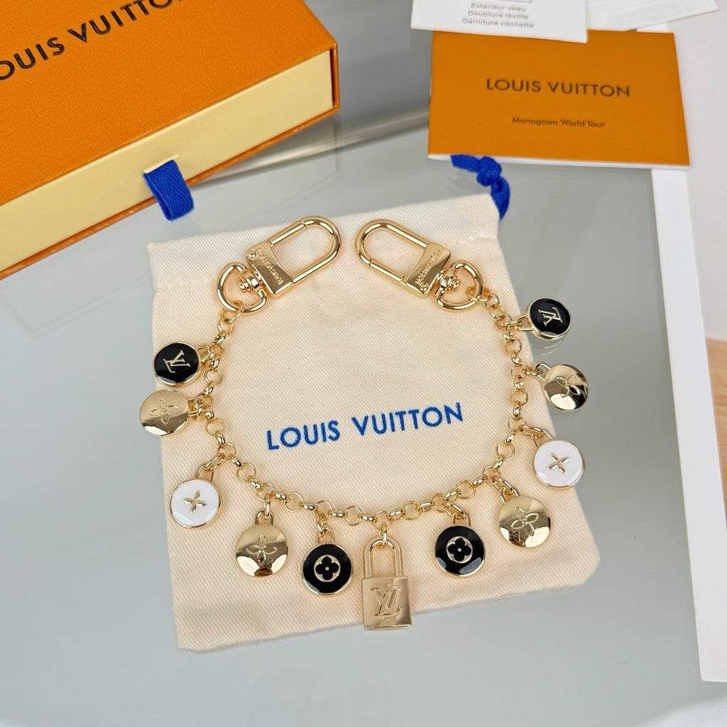 Louis Vuitton Spring Street Flower Monogram LV Letter Keychain - album image 3