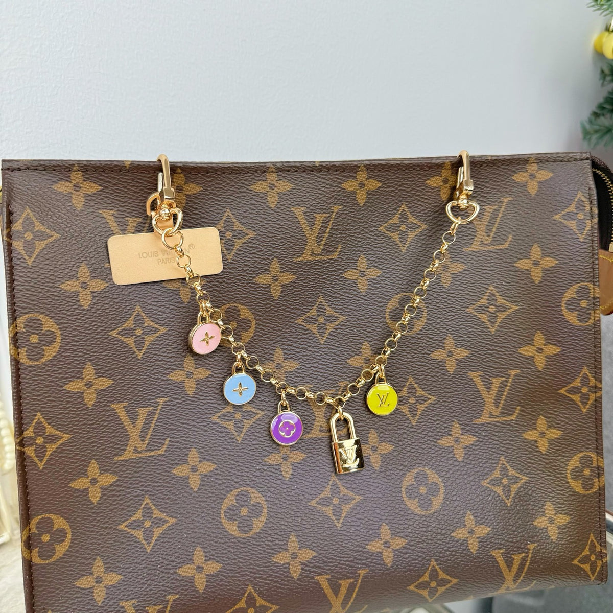 Louis Vuitton Confetti Chain Multicolor Flower Monogram LV Letter Padlock Keychain - album image 3
