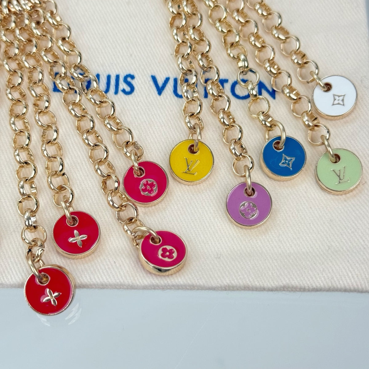 Louis Vuitton Confetti Chain Multicolor Flower Monogram LV Letter Padlock Keychain - album image 4