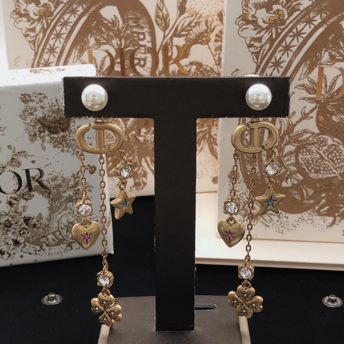 Dior Pearl-Look Lucky Charm Chain Earrings - product image 6