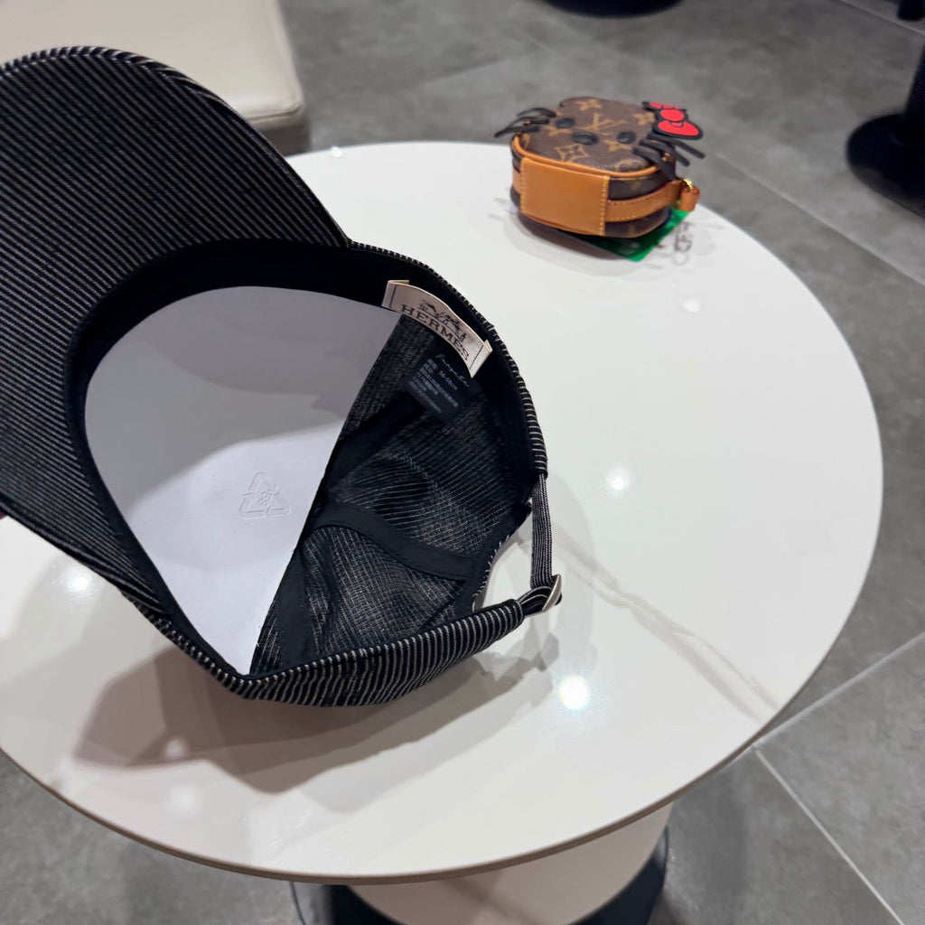 Hermes Baseball Cap - image 9