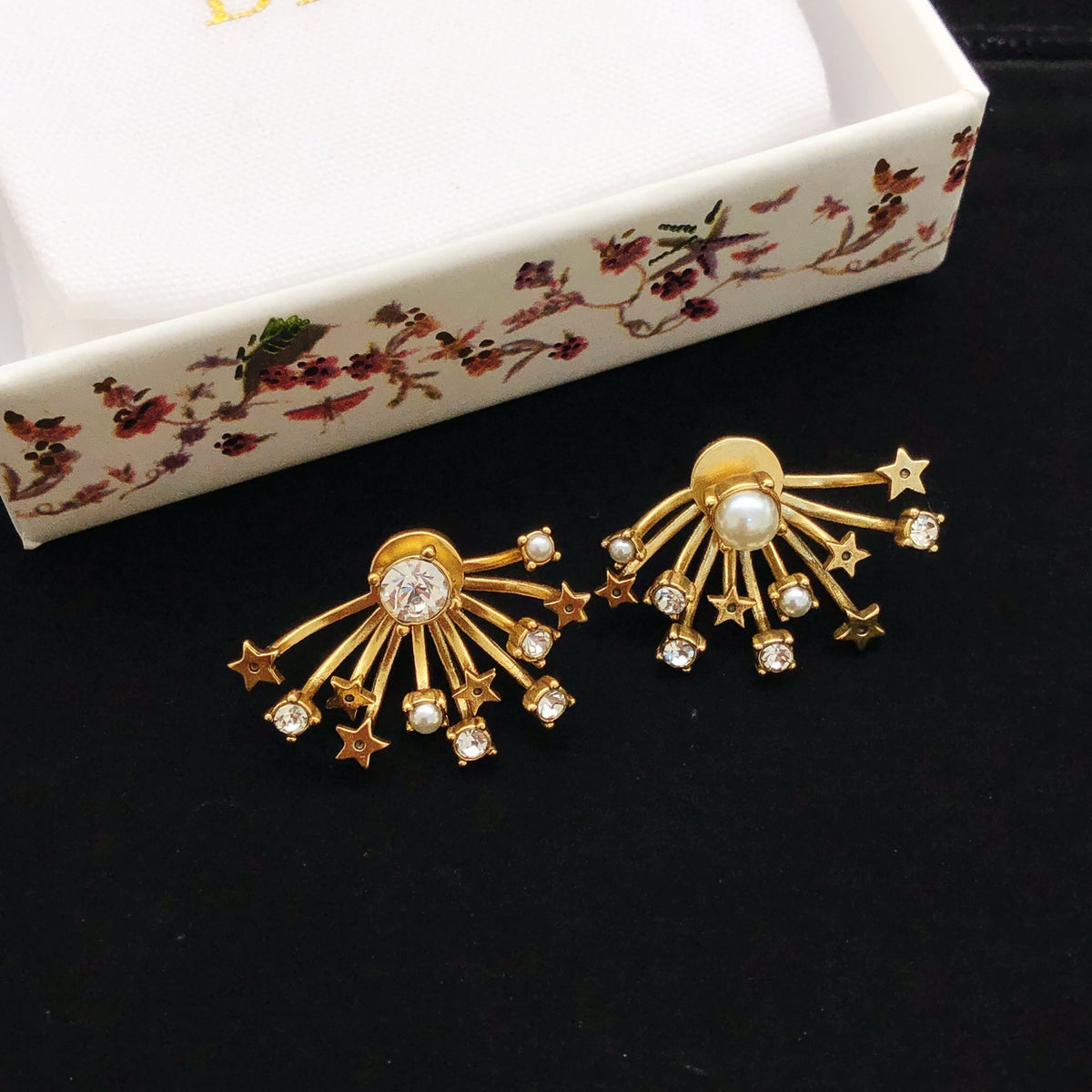 Dior Starburst Fan Earrings - product image 4