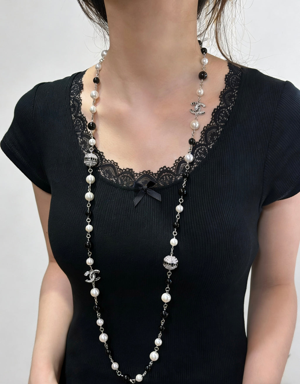 Chanel Interlocking C Black Pearl Chain Necklace - album image 2