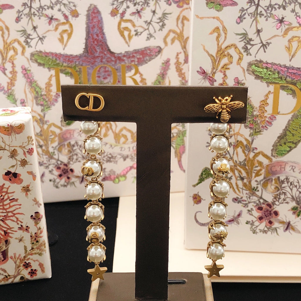 Dior Pearl-Look Chain Star Earrings - product image 5