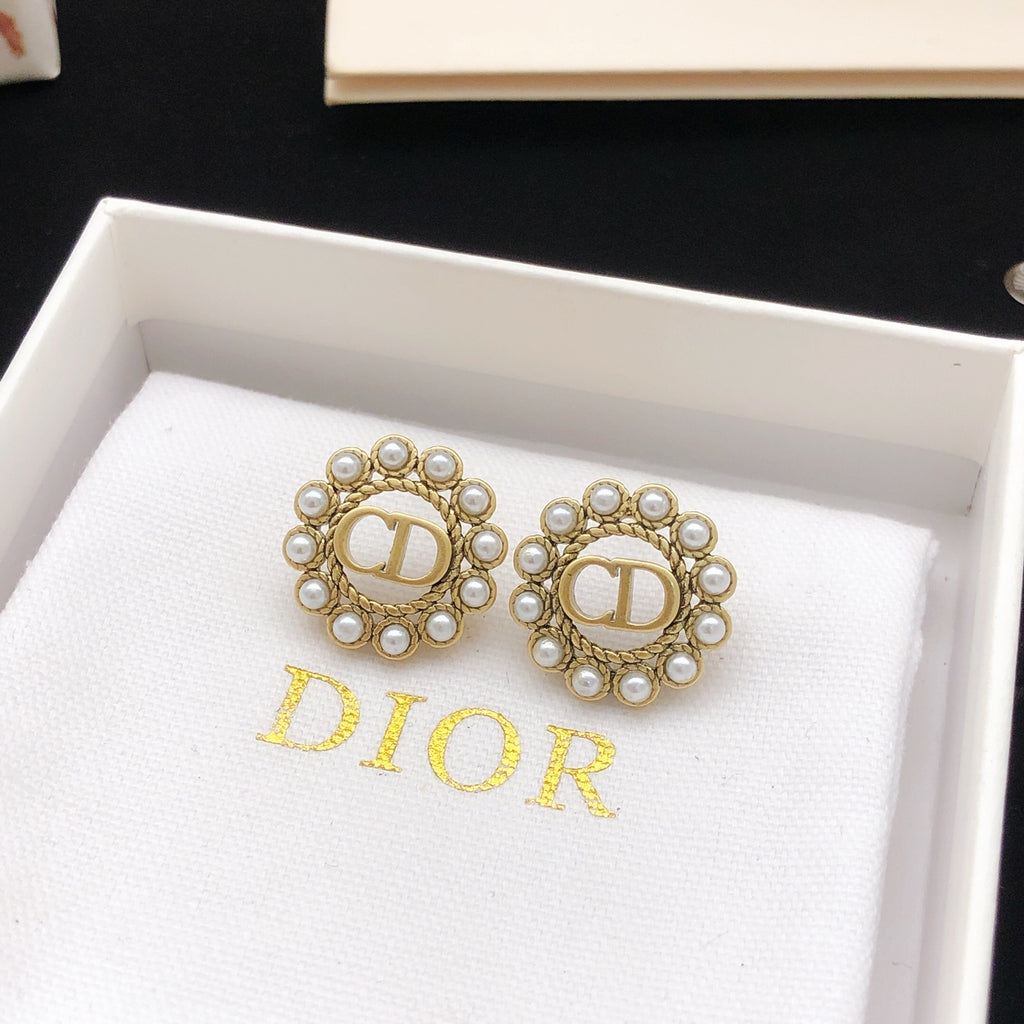 Dior Gold-Tone Pearl-Look Halo Stud Earrings - product image 4