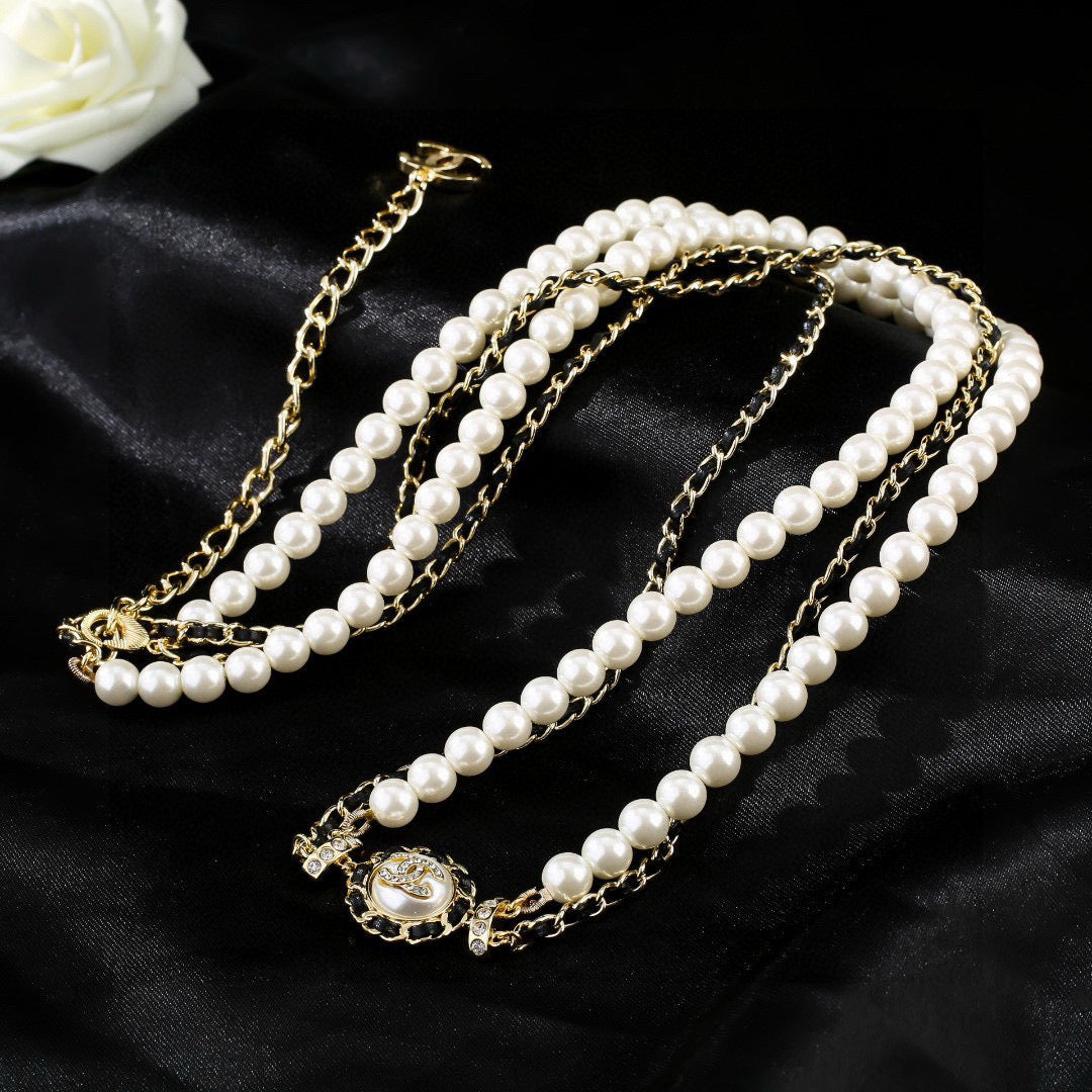 Chanel Pearl Chain Belt with Floral Center - album image 5