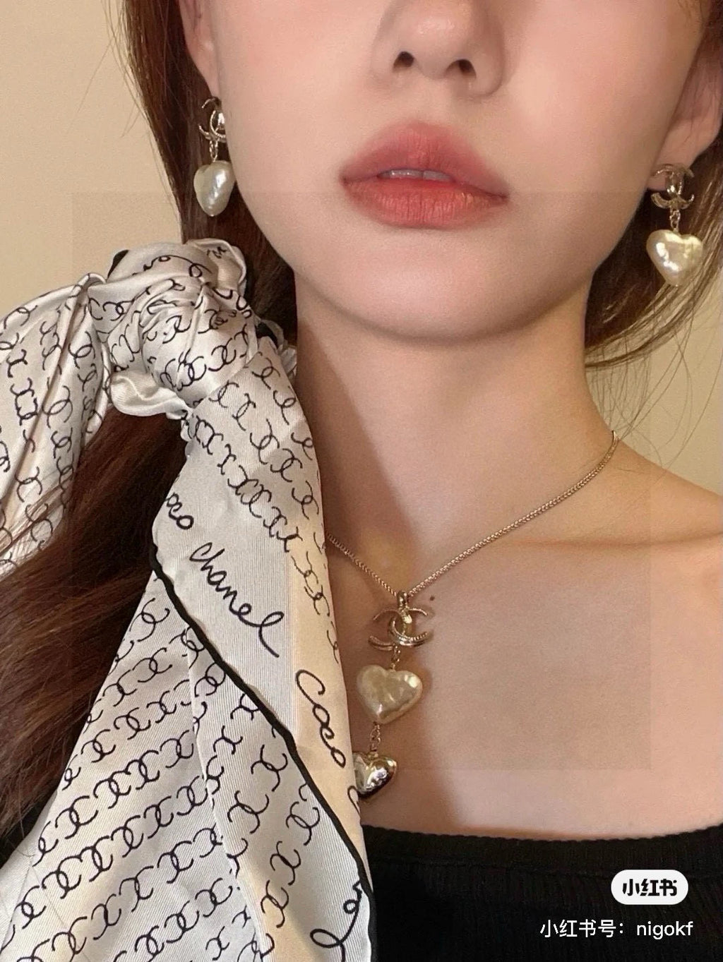 Chanel Gold-Tone Heart Earrings - album image 5