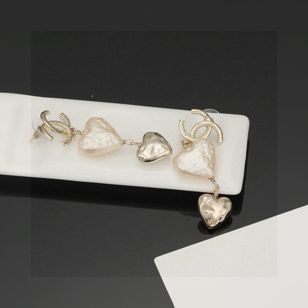 Chanel Gold-Tone Heart Earrings - album image 9