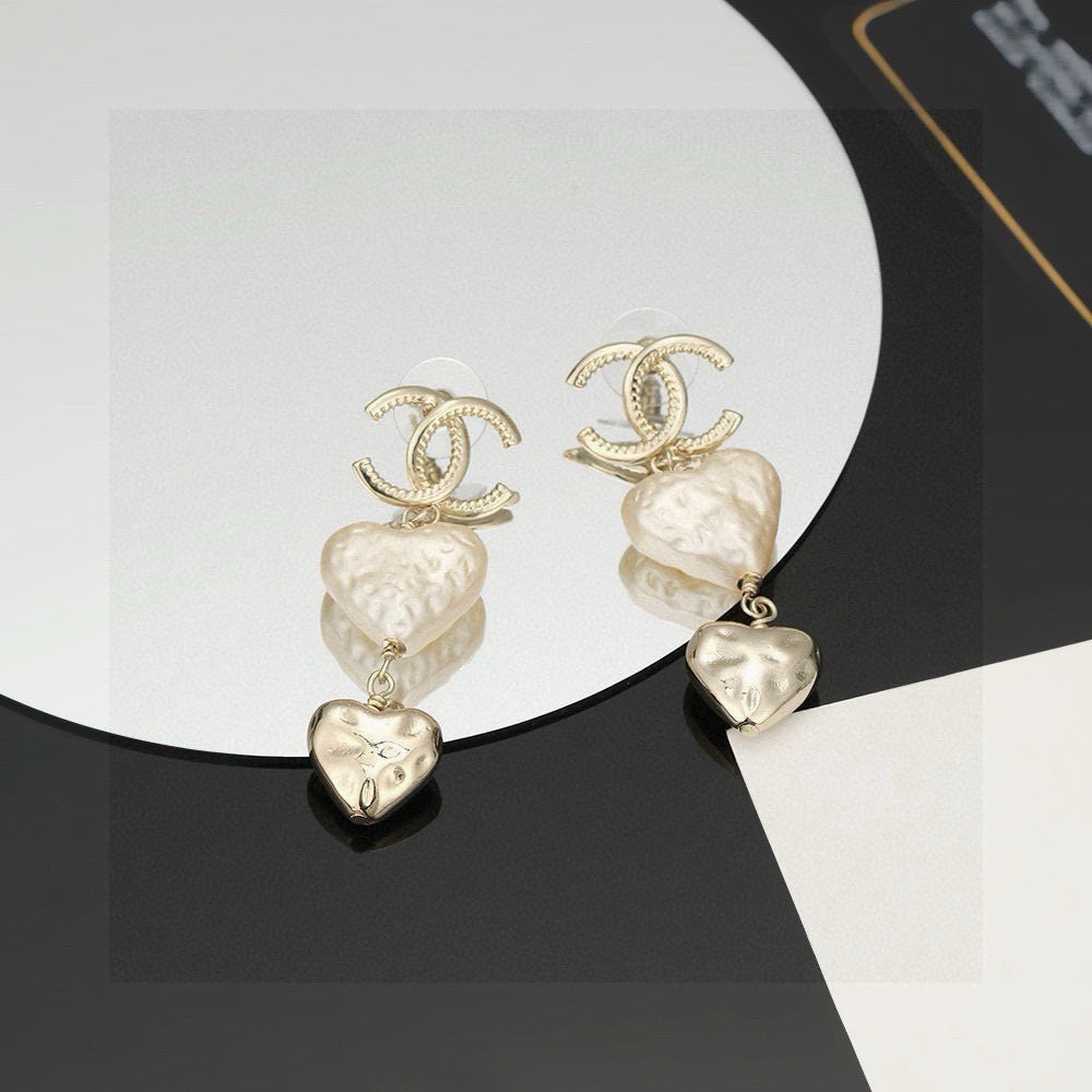 Chanel Gold-Tone Heart Earrings - album image 1