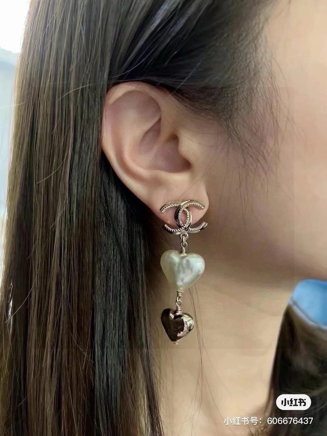 Chanel Gold-Tone Heart Earrings - album image 3