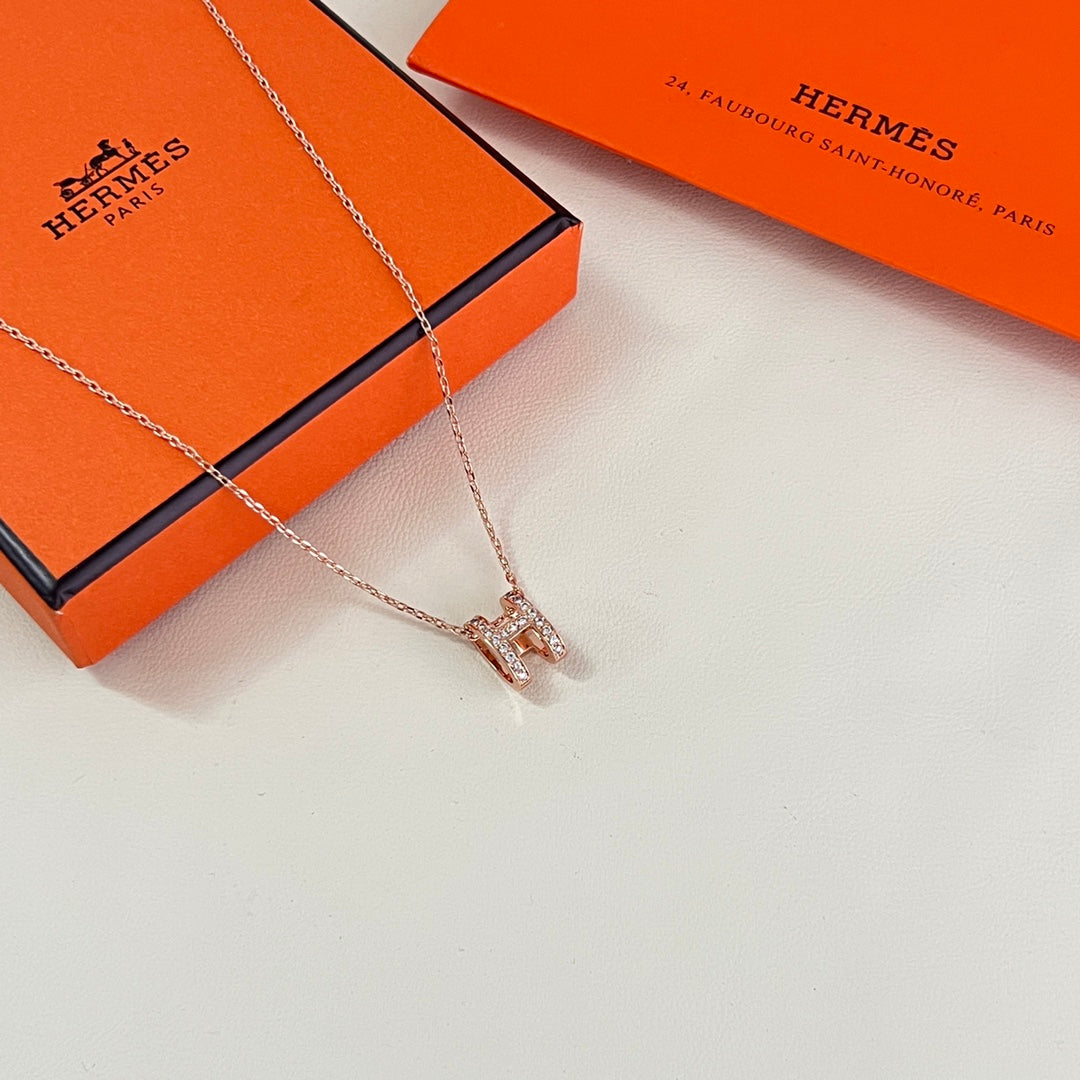 Hermès Rose Gold-Tone Heart Pendant Necklace - album image 4