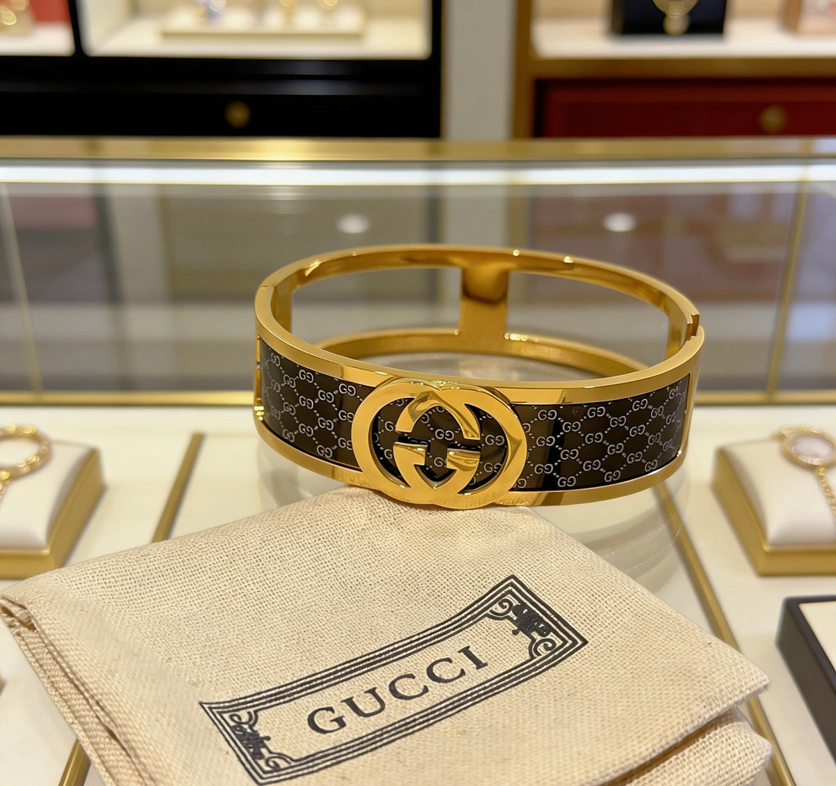 Gucci Anger Forest Interlocking G Antiqued Bangle - album image 4