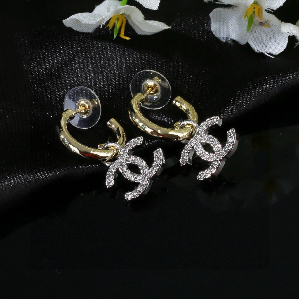 Chanel CC Earrings with Oval Link Tops - album image 5