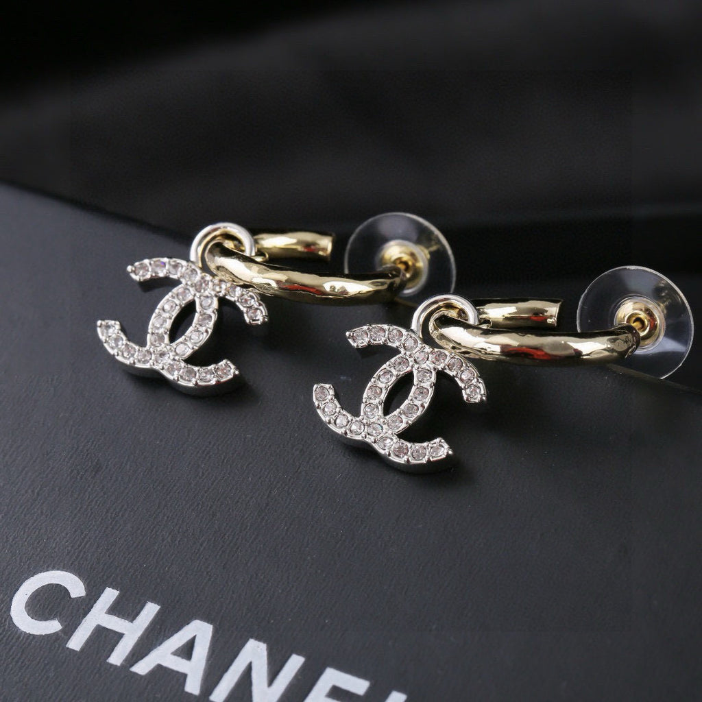 Chanel CC Earrings with Oval Link Tops - album image 1